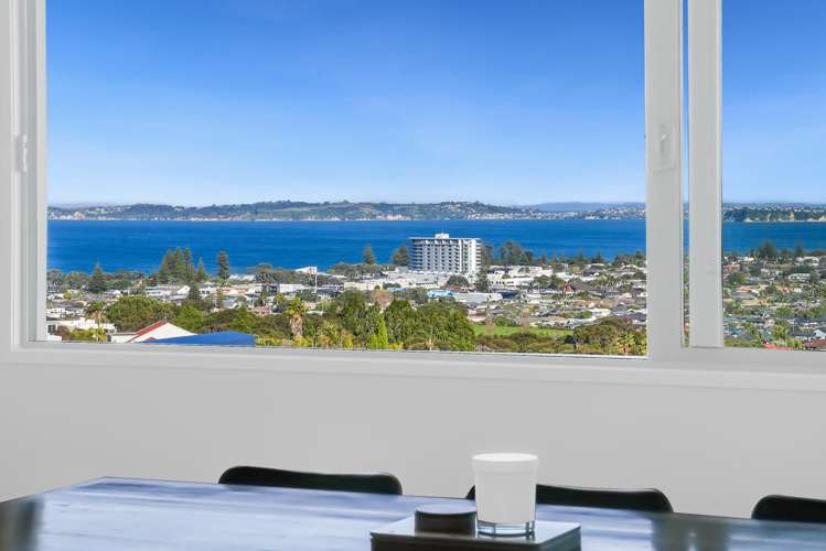 70 Waldorf Crescent Orewa_8