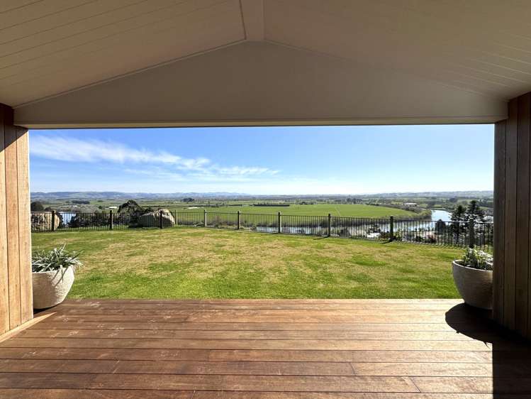 6 Salcombe Street Kaitangata_2