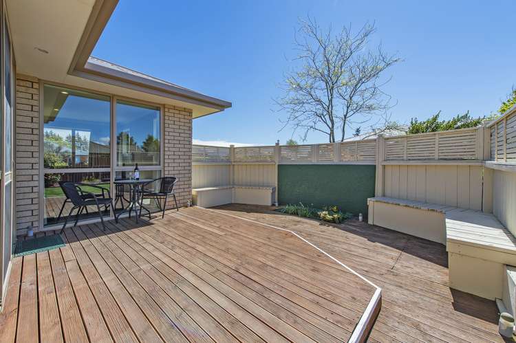 5 Stanwood Grove Darfield_14