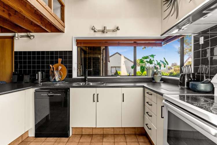 1209C Ada Street Parkvale_2