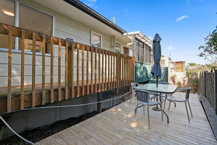 1/5 Zita Avenue Matakatia Bay_19