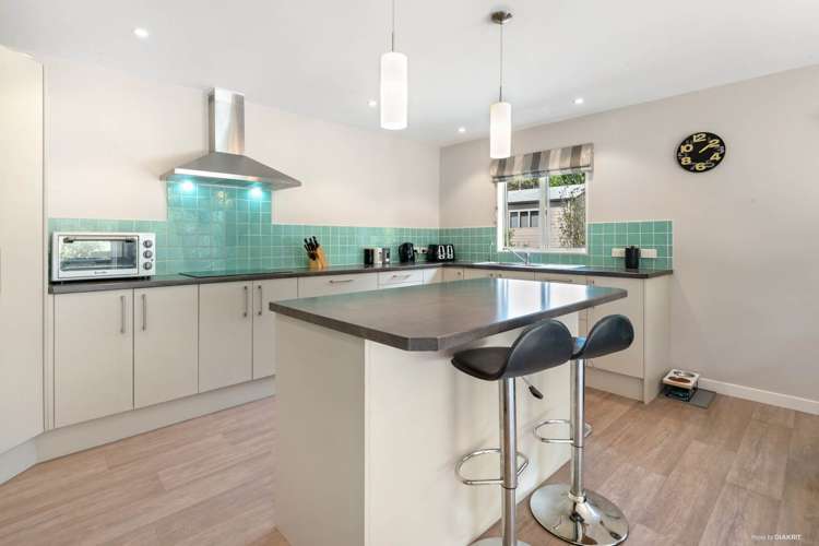 4 Maori Hut Road Red Beach_14