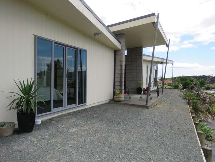 4 Banksia Road Cable Bay_24