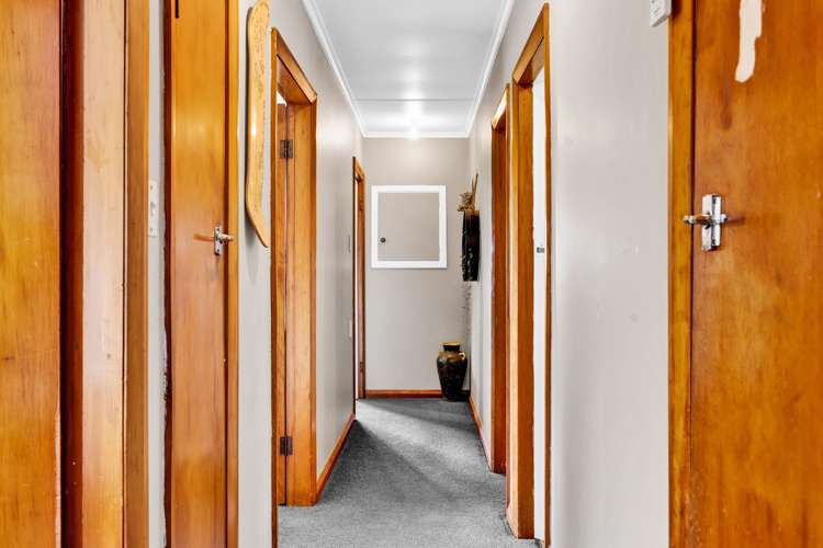 617 Rawhitiroa Road Eltham_19