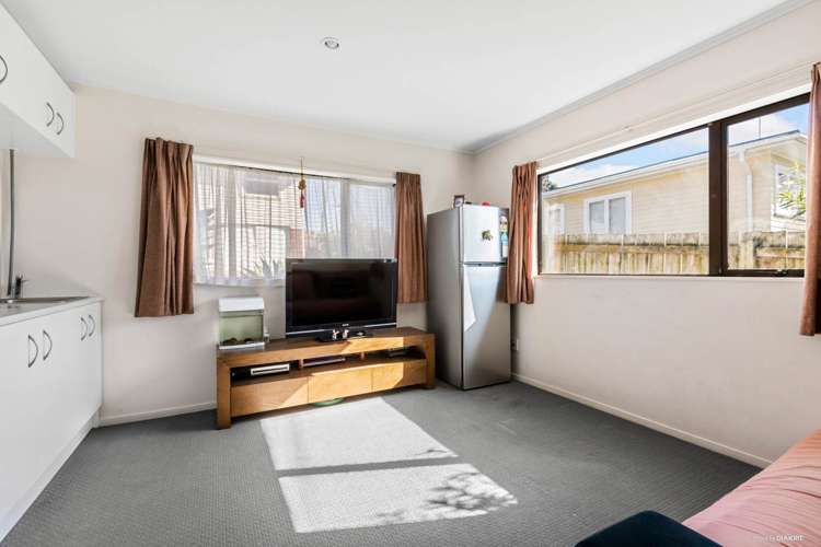 50 Kimber Hall Avenue Mount Roskill_12