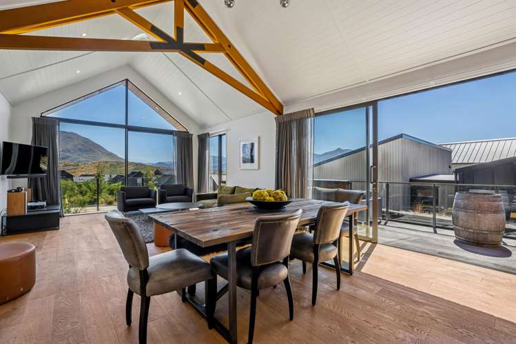 19 Hackett Road Jacks Point_31