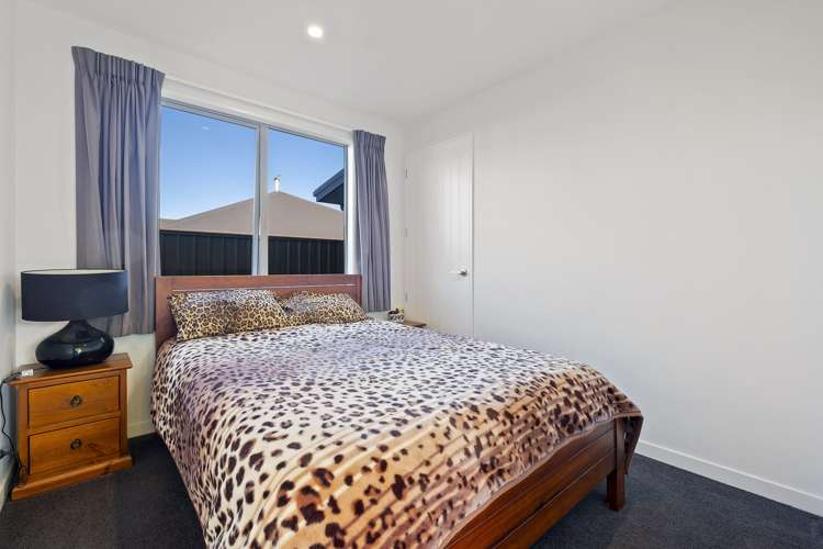 12 Magnetic Place Cromwell_8