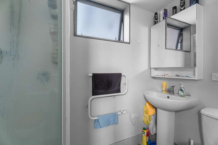 902/36 Eden Crescent_5