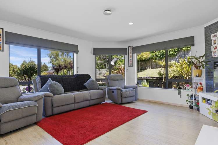 7 Meliss Brae Rangatira Park_5