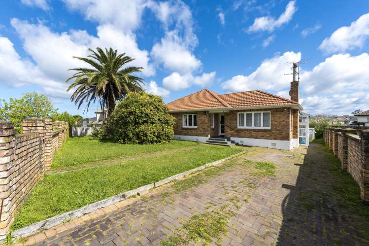 86 Mcleod Road Te Atatu South_12