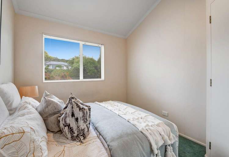 1 Grovenor Drive Orewa_15