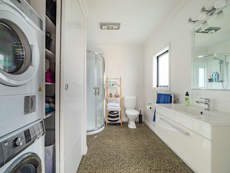 28 Church Street Mosgiel_13