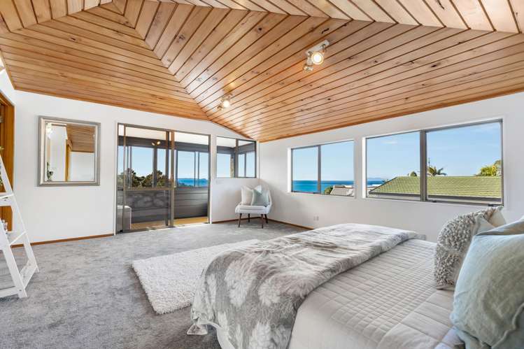 1/63 Churchill Road Murrays Bay_13