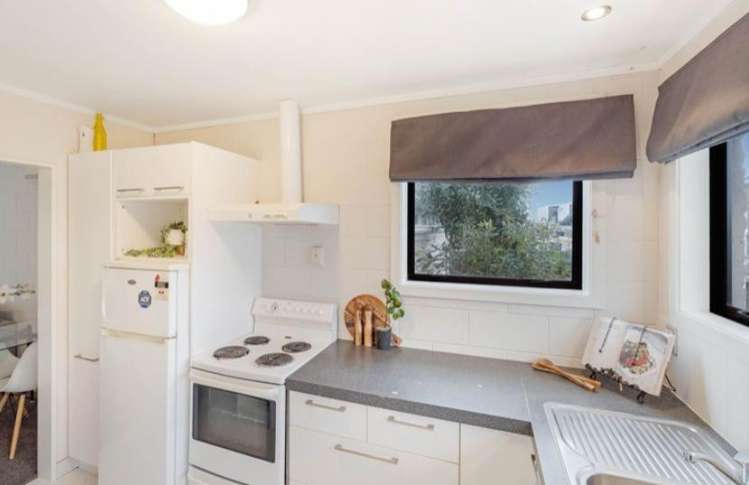  3/32 Kinloch Street Saint Albans_10