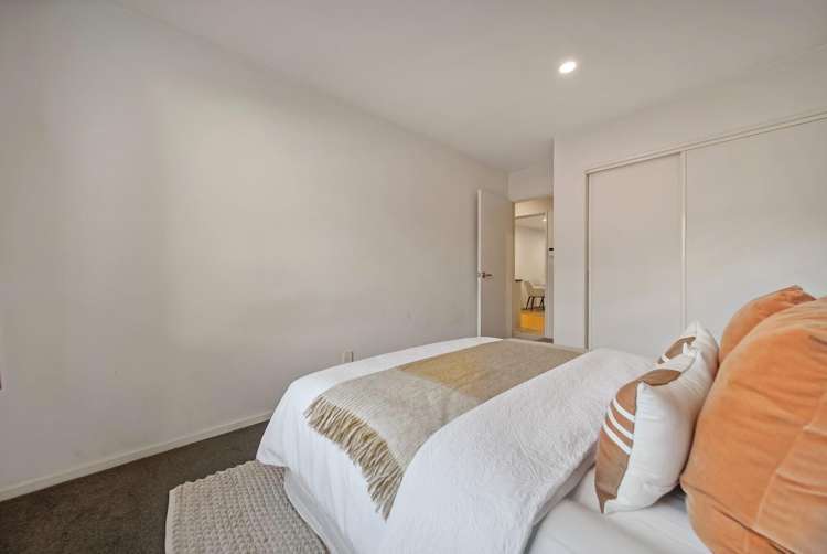 16c Defoe Place Waltham_11