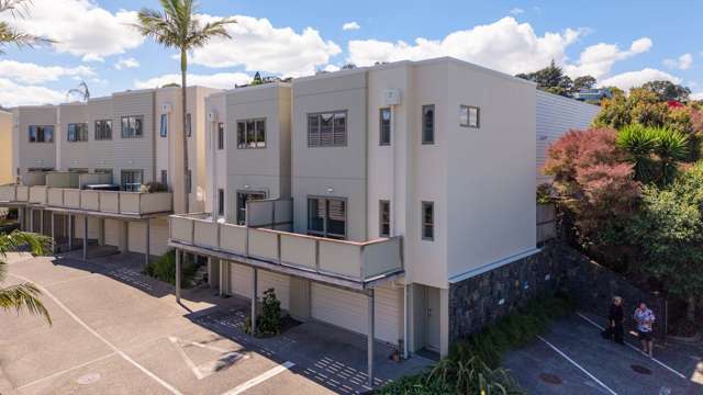 1/21 Hunters Park Drive Three Kings_4