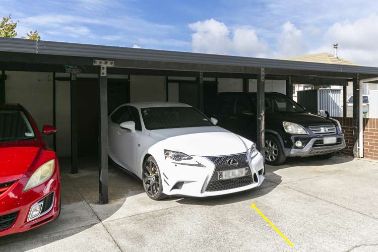 8/31 Mana Avenue Titahi Bay_11