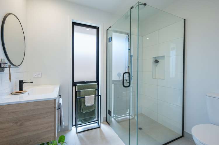 45 Hart Road Richmond_18