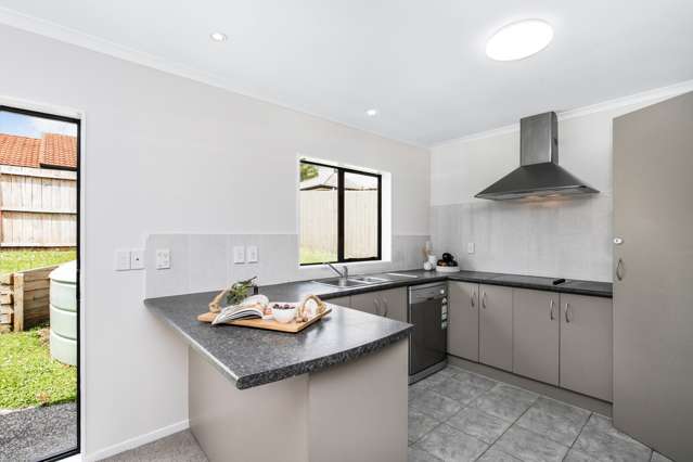 12 Burtons Drive Swanson_4