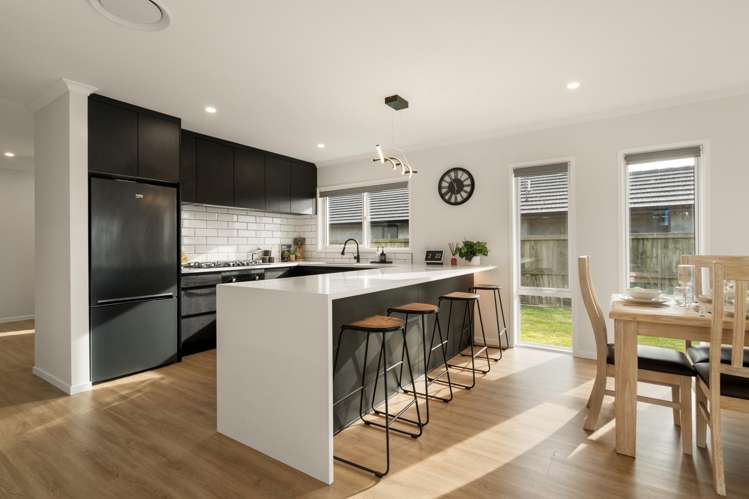 52 Whatumairangi Way Owhata_13