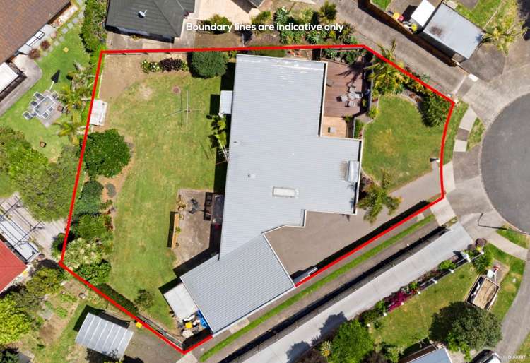 16 Binda Place Botany Downs_18