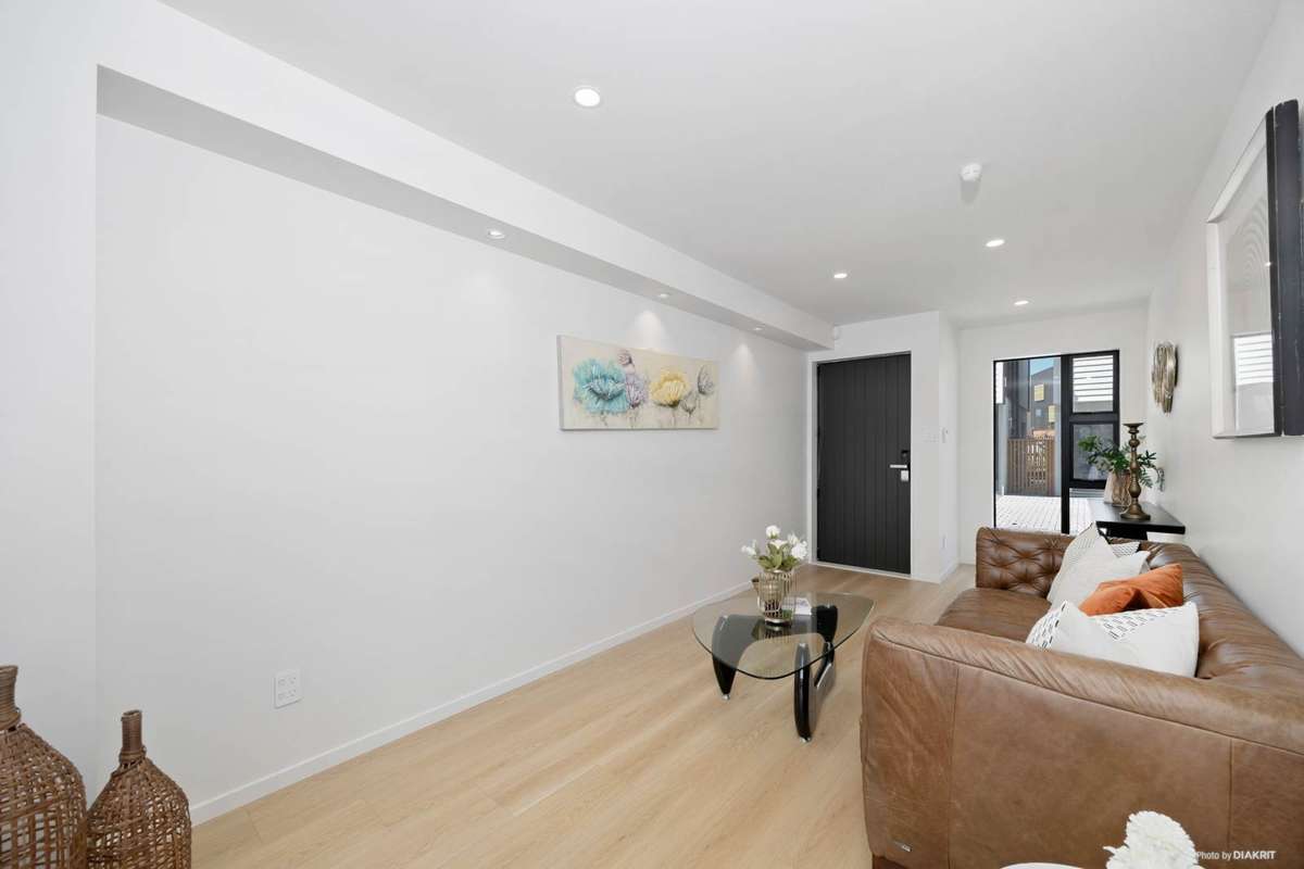 6/1229 New North Road_1