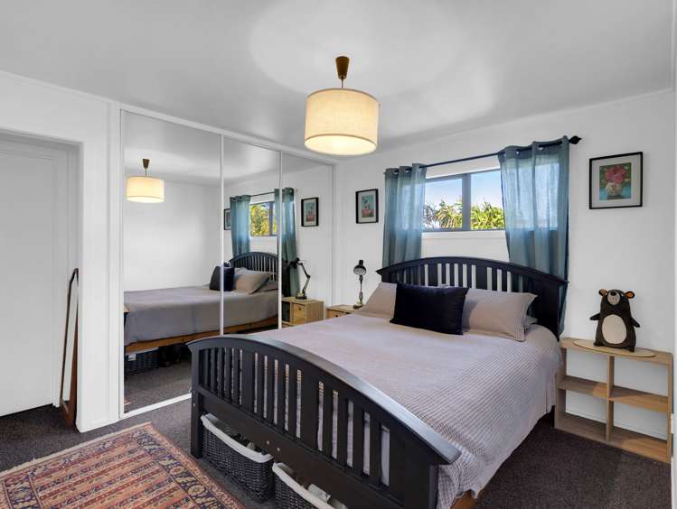 6 Mara Kai Lane Raglan_29