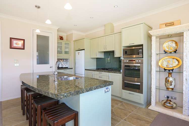 27 Pacific Avenue Poraiti_9