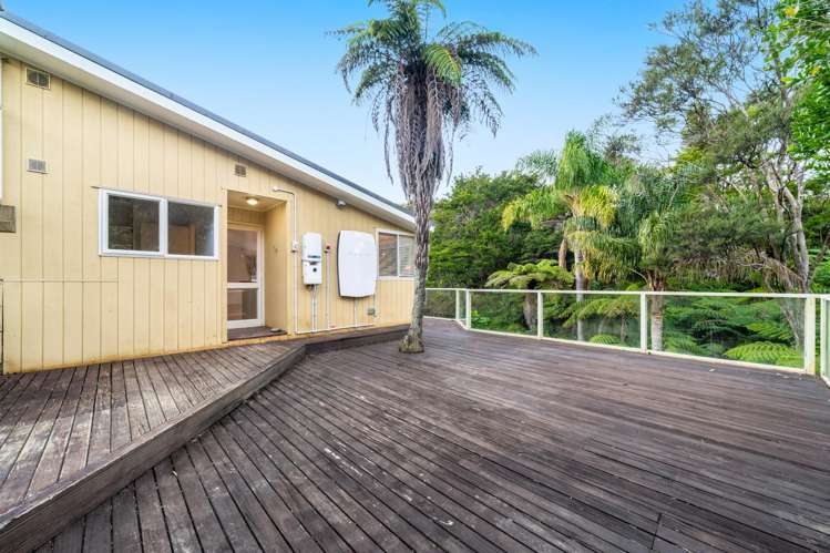 143 Bays Road_3