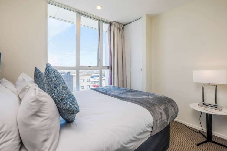 1603/17 Amersham Way Manukau_8