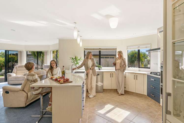 28 Laguna Key Papamoa_8