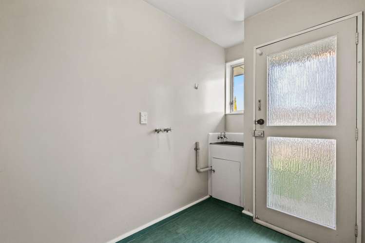 2/68 Kawau Crescent Bromley_10