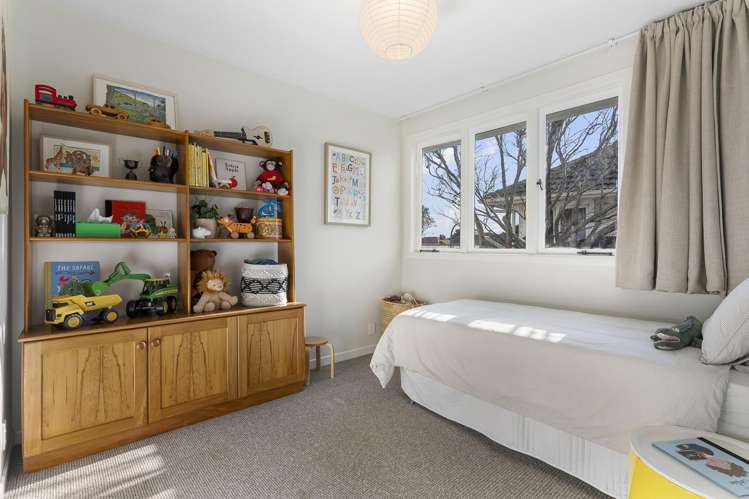 27 Kirrie Avenue Te Atatu South_14