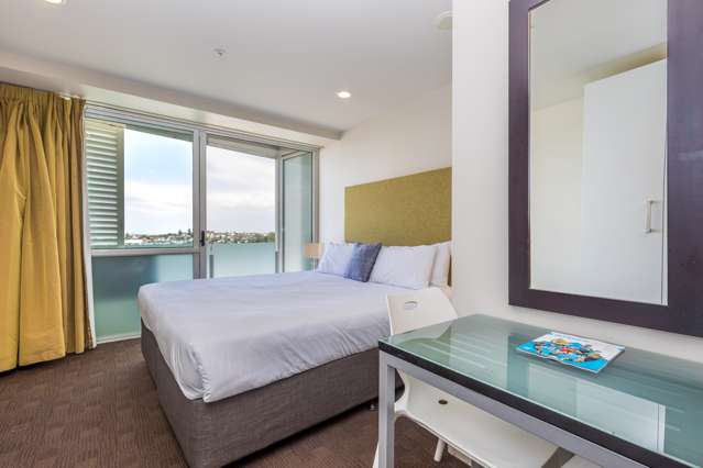 1823/10 Waterloo Quadrant Auckland Central_4