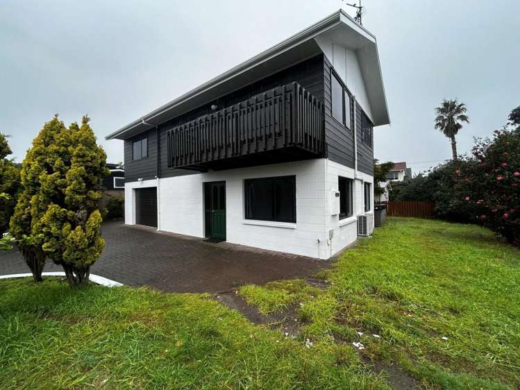 26 Gordon Road 11229_21