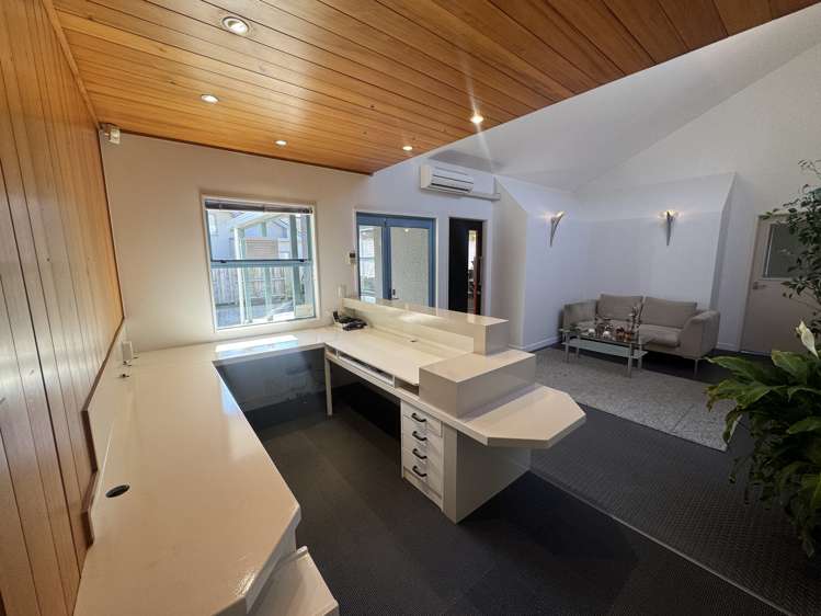 Suite 1, 18 Cameron Road Tauranga Central_1