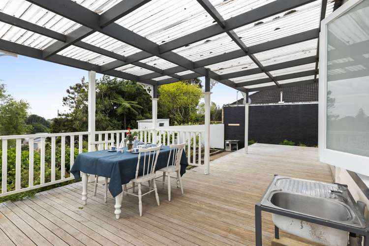132 Tukapa Street Westown_19