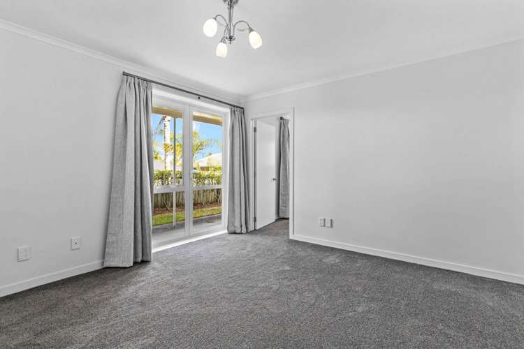 22 Bridge Avenue Te Atatu South_9