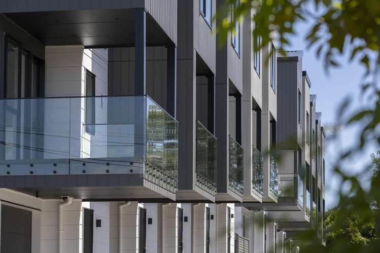 1-10/10 Boyd Avenue Royal Oak_20
