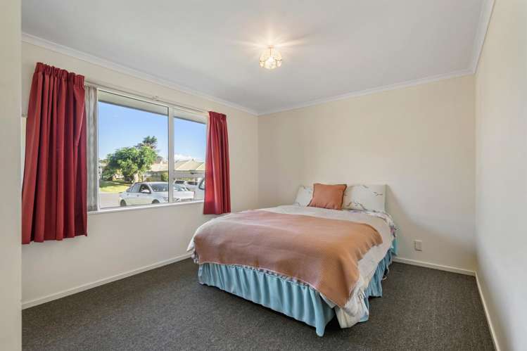 7 Grantham Close Gate Pa_7