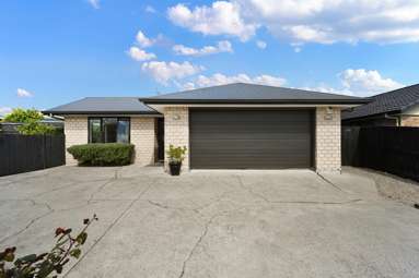 15 Wimbledon Close_1