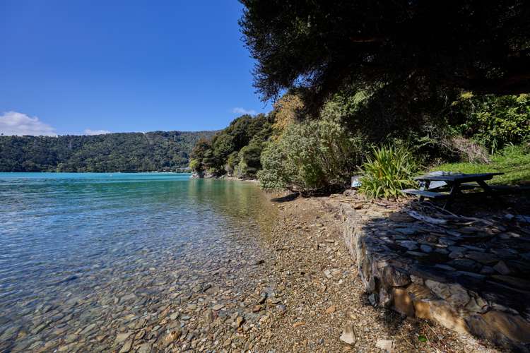 2799 Kenepuru Road Kenepuru Sound_15