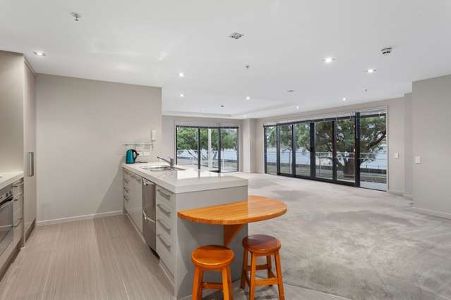 202/17 Quay Street Whakatane_1