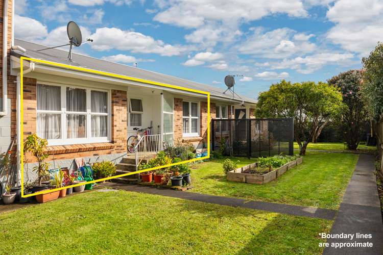 2/12 Wainui Avenue_0
