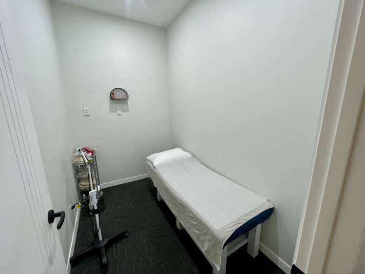 13 - 15 Bute Road Browns Bay_10