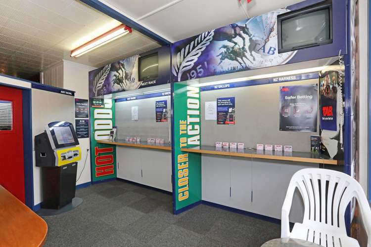 249 Main Street Palmerston North_31