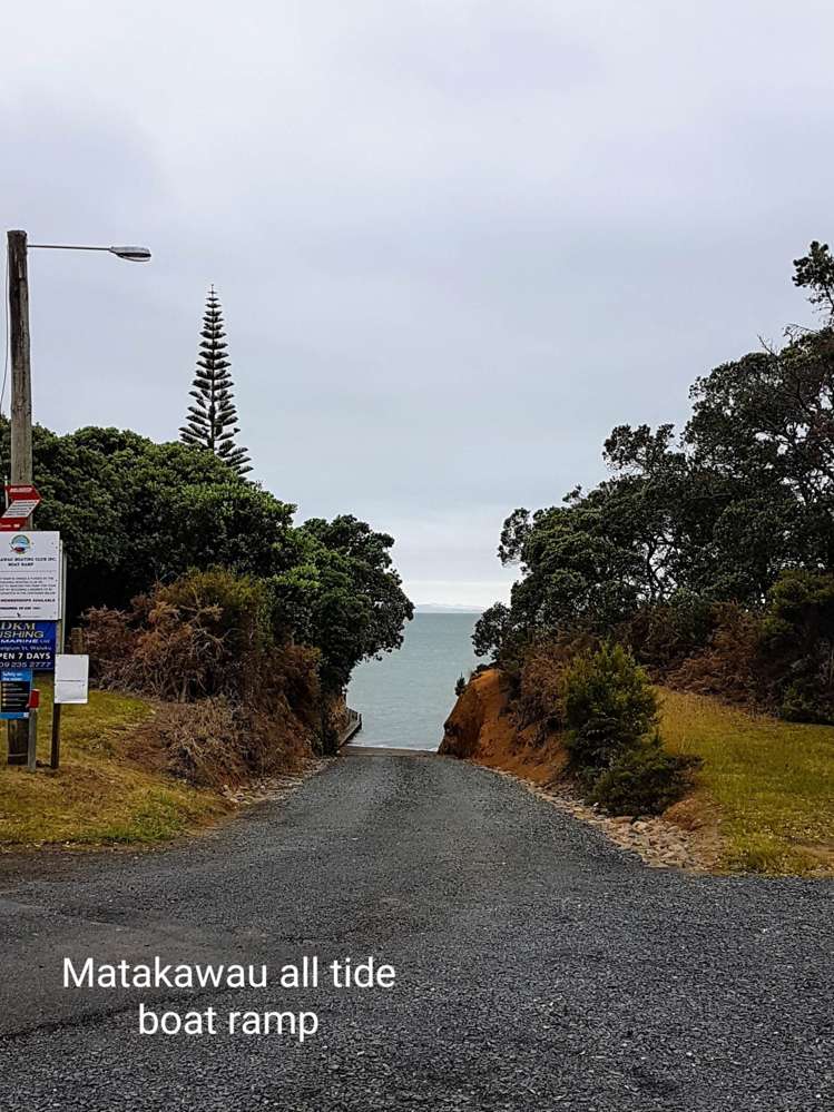 8 Allan Road Awhitu_11