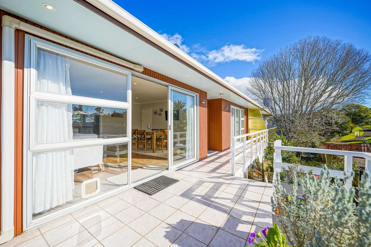 2/219 Edmonton Road_3