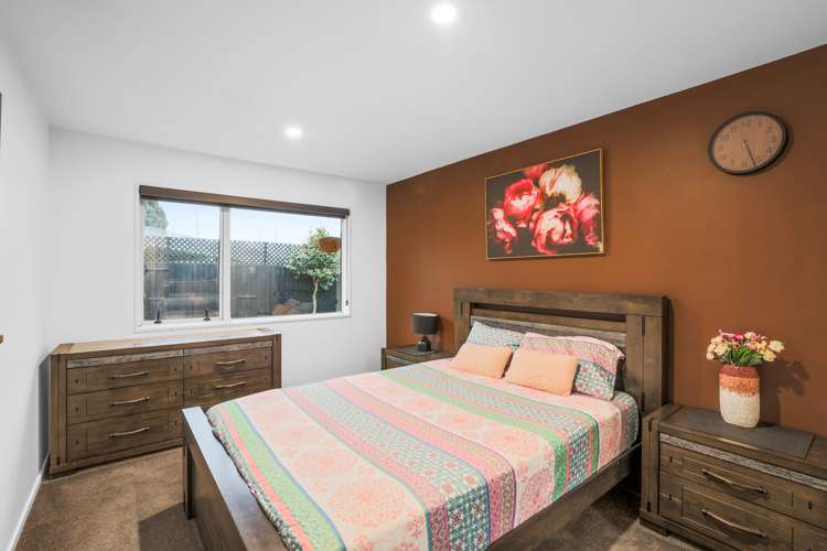 3 Farquhars Road Redwood_16