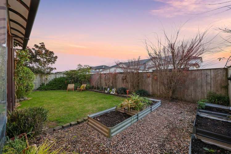 31 Rosewell Crescent Flat Bush_16